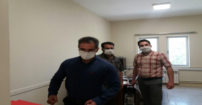 ضرورت استفاده از ماسک توسط کارکنان شرکت خدمات حمایتی کشاورز ی استان مرکزی