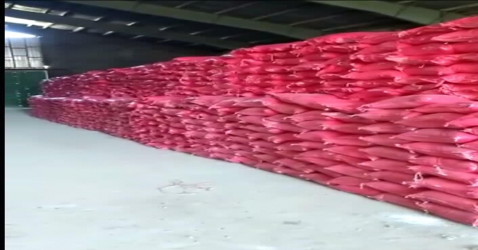 بارگیری و ارسال 750تن کود اوره به کارگزاران تحت پوشش استان مرکزی – طی چند روز گذشته حتی در ایام تعطیل اعیاد ، مرداد ماه 1