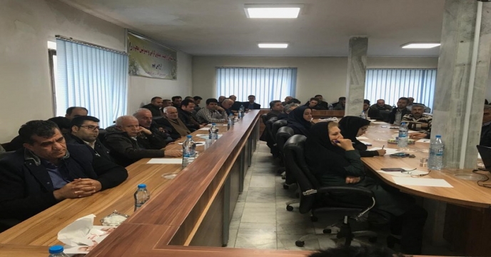 نشست مدیر شرکت خدمات حمایتی کشاورزی استان آذربایجان غربی با کارگزاران شرکت