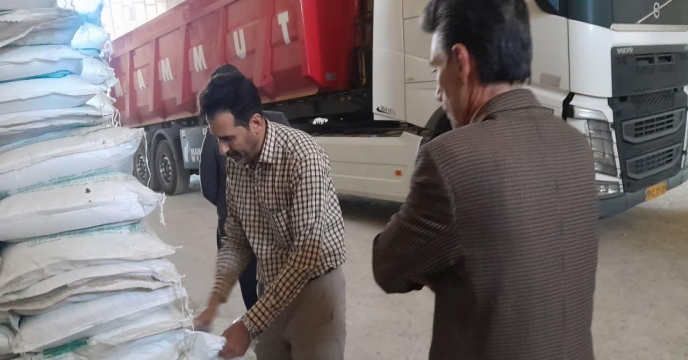 نمونه بردای مجدد از کود سولفات پتاسیم پودری تولید داخلی . انبارهای استان مرکزی