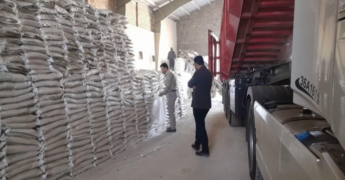 نمونه بردای مجدد از کود سولفات پتاسیم پودری تولید داخلی . انبارهای استان مرکزی
