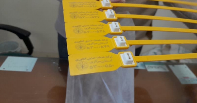 نمونه برداری از کود سولفات پتاسیم گرانوله تولید شرکت داخلی پویا تدبیر فراست ساوه در مجتمع انبارهای ، استان مرکزی