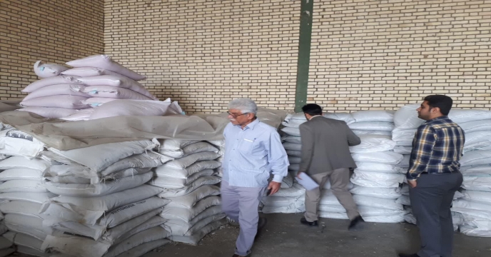 بازدید از انبار کارگزاران های کود در منطقه فراهان – شهرستان آشتیان استان مرکزی 