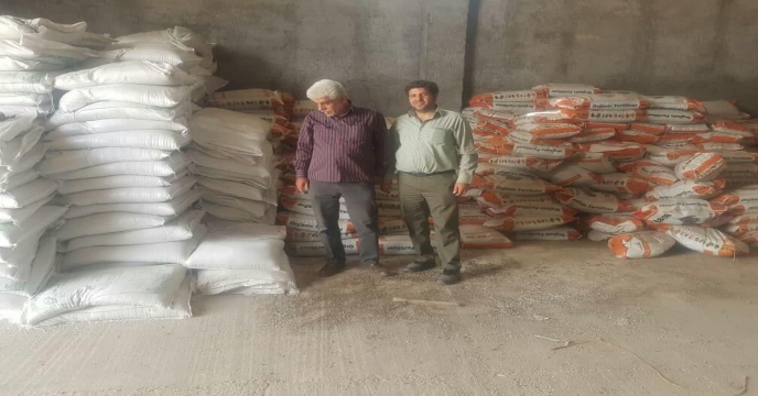 بازدید از کلیه کارگزاران کود توسط گروه پایش در سطح استان مرکزی