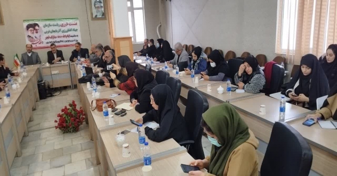  برگزاری نشست خبری ریاست سازمان جهاد کشاورزی آذربایجان‌غربی با اصحاب رسانه استان به مناسبت گرامیداشت دهه مبارک فجر 
