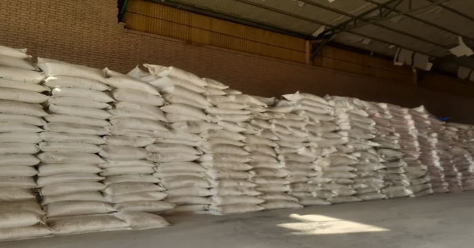 بازدید مدیر استان تهران به همراه کارشناسان ستاد از کارگزاری توزیع نهاد های کشاورزی نواب صفوی اسلامشهر و مصاحبه با مدیرعامل این کارگزاری