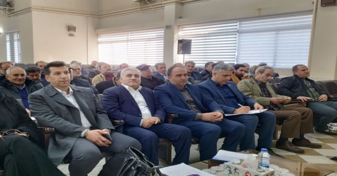 شرکت مسئول باشگاه کشاورزان شرکت خدمات حمایتی کشاورزان استان آذربایجان غربی در همایش علمی تغذیه تخصصی باغات پسته
