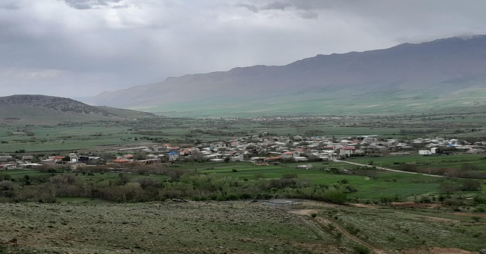 جلسه مشترک کار گروه پایش کود و همکاران جهاد کشاورزی با کشاورزان منطقه سربند شازند روستای هندودر - استان مرکزی 