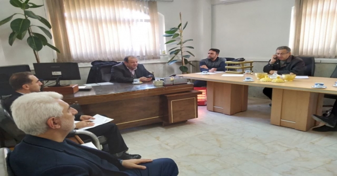 نشست مشترک کارشناسان سازمان جهاد کشاورزی ،مدیران جهاد کشاورزی و شرکت خدمات حمایتی کشاورزی استان تهران در خصوص مصرف متعادل کودهای شیمیایی