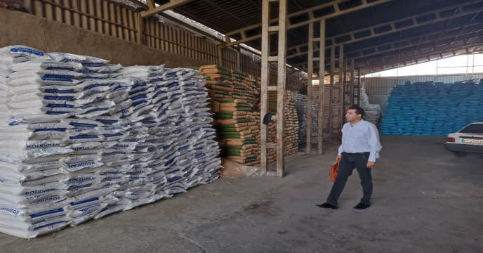 بازدید میدانی کارشناسان از کارگزاران توزیع نهاده های کشاورزی شهرستان ری
