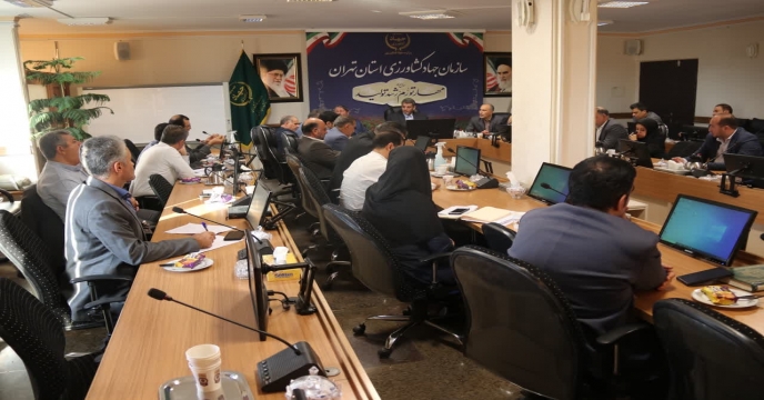 برگزاری ششمین جلسه هماهنگی کشت پاییزه در سال زراعی 1402-1403 با حضور دکتر برادری و مدیران جهاد کشاورزی شهرستان های تابعه