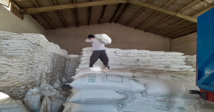 بازدید اصحاب رسانه و کارشناسان ستاد از انبار مرکزی و مصاحبه با با مدیرشرکت خدمات حمایتی کشاورزی استان تهران