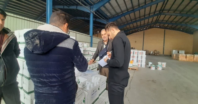 گشت مشترک از مراکز تولید، نگهداری و توزيع مواد کودی در شهرستان ری