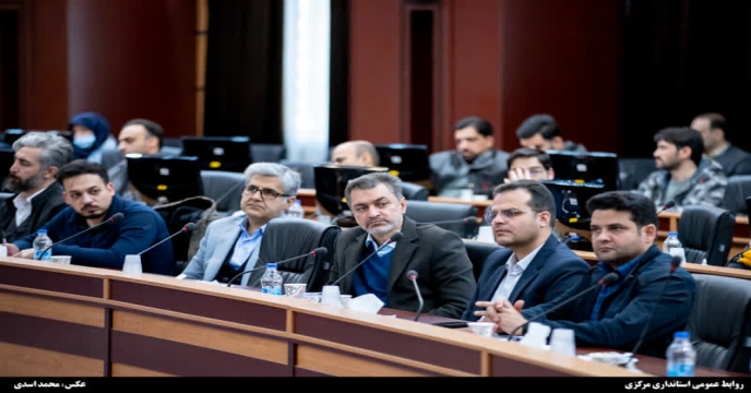 نشست شورای هماهنگی روابط عمومی‌های استان مرکزی در محل ساختمان غدیر استانداری ، اراک