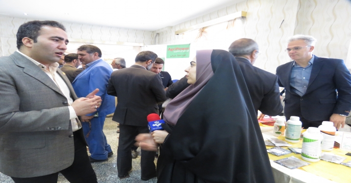 حضور اصحاب رسانه در همایش آموزشی ترویجی و معرفی سبد کودی شرکت خدمات حمایتی کشاورزی