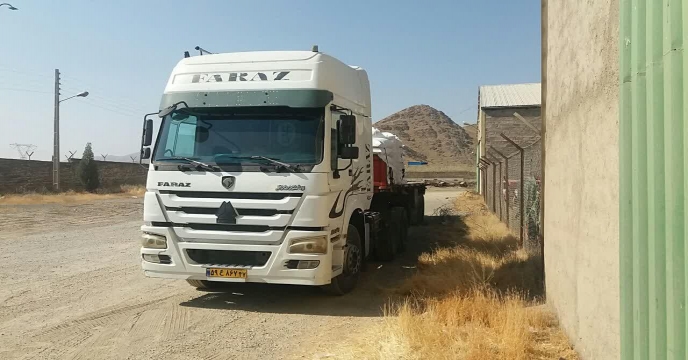 توزیع 25 تن کود اوره درروستای بند چای سد الغدیر شهرستان ساوه