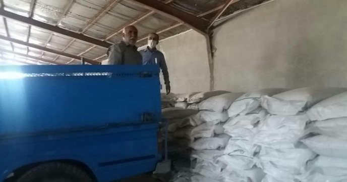 بارگیری کودسوپر فسفات تریپل از انبار سازمانی استان مرکزی