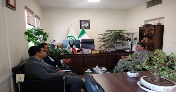 نشست مسئولین بیمه سرمد با مدیریت استان مرکزی