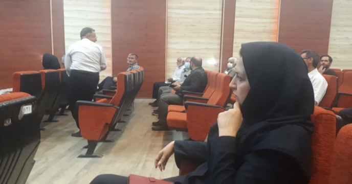 	برگزاری جلسه آموزشی تغذیه گیاهی و کاربرد کود در شهرستان شازند – استان مرکزی