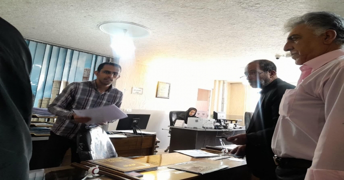تمدید اسناد تضامین و قرار دادهای فی مابین سهمیه کود کارگزاران شهرستان تفرش – استان مرکزی 	