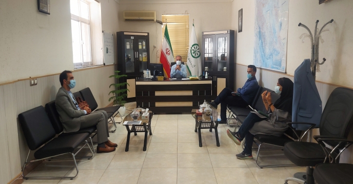 جلسه مدیر شرکت خدمات حمایتی کشاورزی استان بوشهر با مدیرعامل شركت حمل و نقل منتخب عسلویه (ساران حمل) 