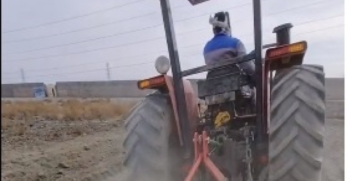 صدور مجوز تعیین نرخ کارشناسی یک دستگاه گاوآهن شالیزار شرکت خدمات حمایتی کشاورزی استان فارس