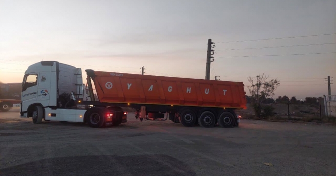 تامین و حمل میزان 3000هزار تن کود اوره از پتروشیمی شیراز و پردیس طی آبان ماه برای توزیع دربین کشاورزان استان تهران