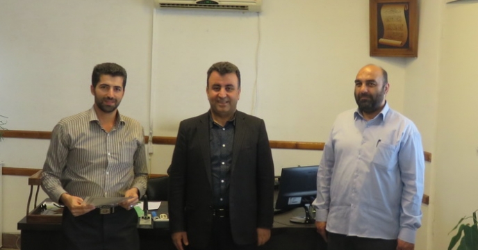 اعطاء حکم مسئولیت شورای پایگاه مقاومت شهید چمران شرکت خدمات حمایتی کشاورزی مازندران