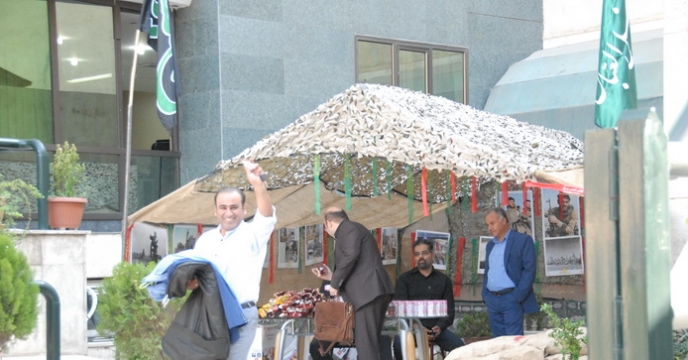 برگزاری مراسم پر فیض زیارت عاشورا و گرامیداشت هفته دفاع مقدس در ستاد شرکت