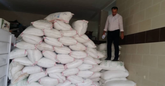 توزیع انواع کود شیمیایی در شهرستان  سرابله 