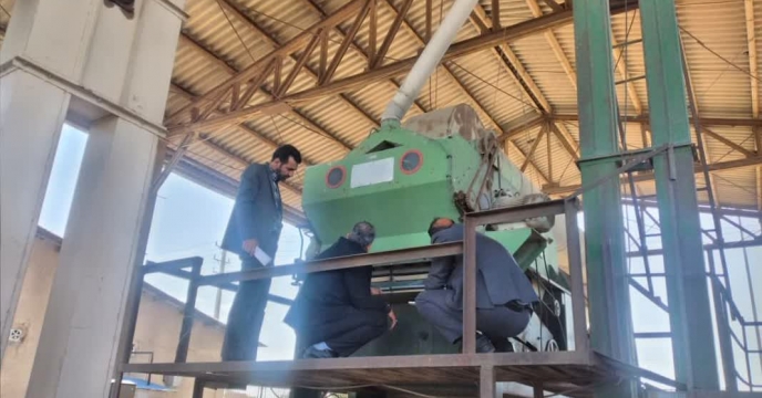 تشکیل کارگاه آموزشی امور ماشین آلات با حضور کارشناسان معین  در استان همدان