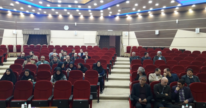 برگزاری دوره آموزش روشها و زمان مصرف کودهای شیمیایی در استان اصفهان