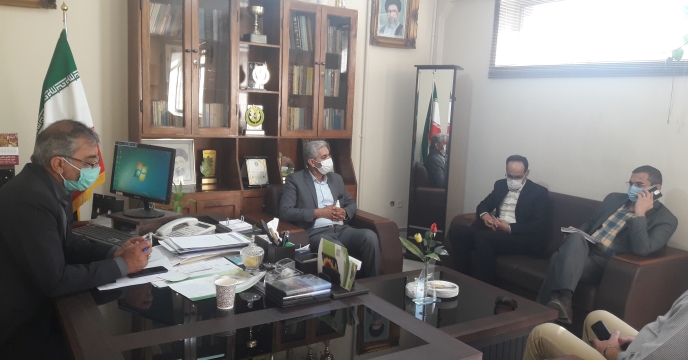 جلسه هم اندیشی مدیر استان با پیمانکار حمل نهاده های کشاورزی