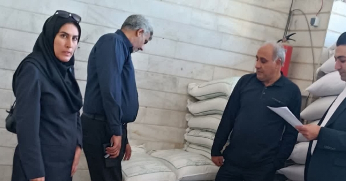 بازدید مشترک کارشناسان فنی شرکت خدمات حمایتی کشاورزی و سازمان جهاد کشاورزی شهرستان پاکدشت از کارگزاران توزیع کودهای کشاورزی شهرستان پاکدشت