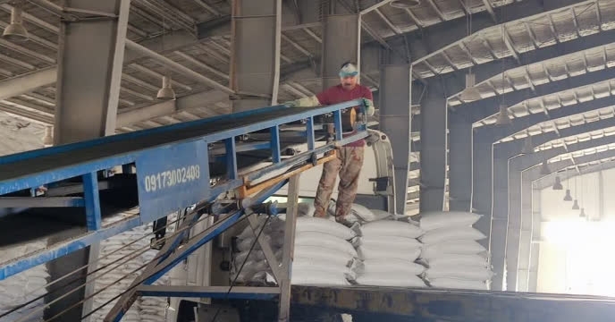 طی 10ماهه سال جاری مقدار 1136تن انواع کودهای کشاورزی یارانه ایی در بین کشاورزان شهرستان رباط کریم توزیع شد