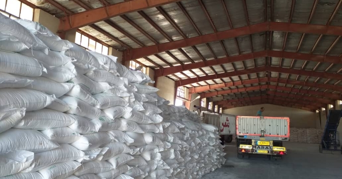 نزدیک به 276 تن کود کشاورزی در شهرستان ایوان توزیع شد