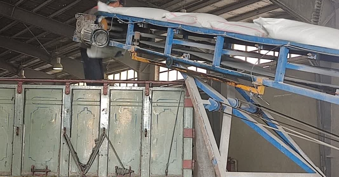 توزیع کود سوپرفسفات تریپل به استان آذر بایجان غربی ( ارومیه) توسط شرکت خدمات حمایتی کشاورزی مجتمع شیمیایی آبیک