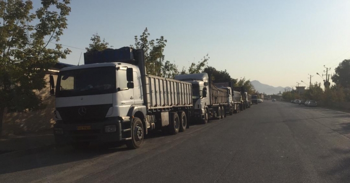 تخلیه مقدار 100 تن کود اوره  ارسالی از  پتروشیمی  پردیس ( عسلویه ) در انبار سازمانی آذربایجان غربی