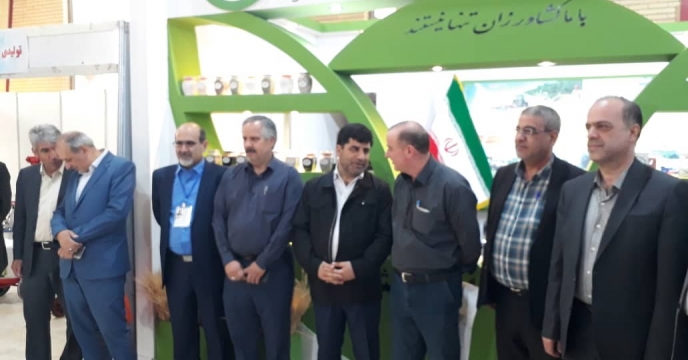 بازدید رئیس سازمان جهاد کشاورزی استان آذربایجان شرقی از غرفه شرکت خدمات حمایتی کشاورزی استان