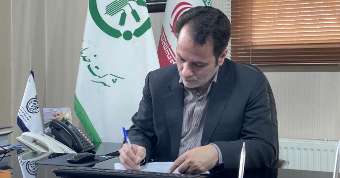 شرکت خدمات حمایتی استان با بیش از 170 انبار کارگزار در شهرستان های استان خراسان رضوی نسبت به توزیع کود اقدام می نماید