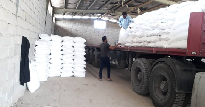 تأمین و حمل ۲۵ تن کود شیمیایی اوره از مبدا عسلویه به استان گیلان