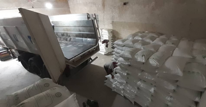 تأمین ۲۳ تن کود شیمیایی اوره در شهر بردستان شهرستان دیر