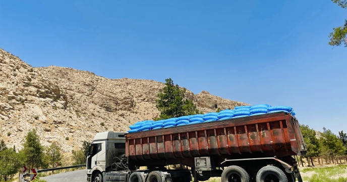 تأمین و ارسال کود شیمیایی اوره  به مقصد انبار کارگزاران استان آذربایجان غربی
