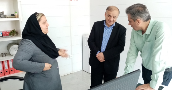 کمیته پایش استان از کارگزاران توزیع نهاده های کشاورزی شهرستان نظرآباد بازدید نمود. 