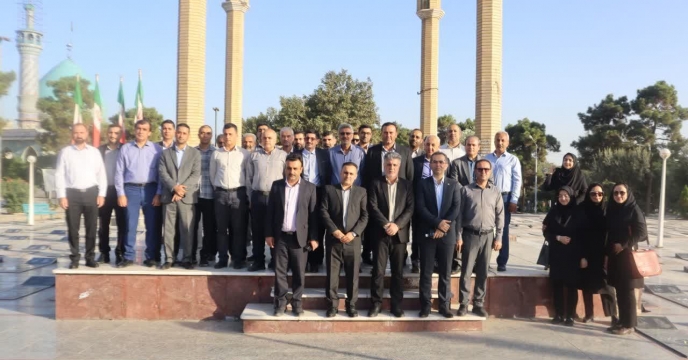 تجدید میثاق مدیر  و‌جمعی از روسای ادارات شرکت خدمات حمایتی کشاورزی استان گلستان با آرمانهای شهدا در گلزار شهدای امامزاده عبدالله گرگان