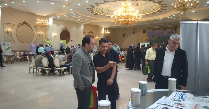 حضور کارشناسان شرکت خدمات حمایتی کشاورزی استان قم در همایش معرفی سبد کودی  استان تهران