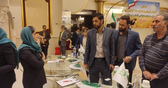 حضور رئیس و اعضای نظام مهندسی کشاورزی قم برای ارزیابی نهاده‌های جدید