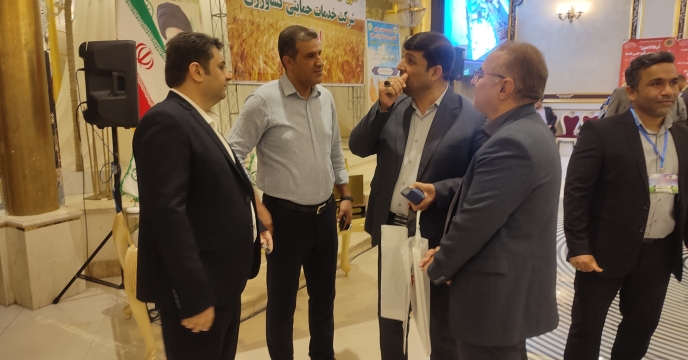 تأکید رئیس و اصناف کشاورزی قم بر لزوم استفاده از کودهای استاندارد داخلی در همایش سبد کودی