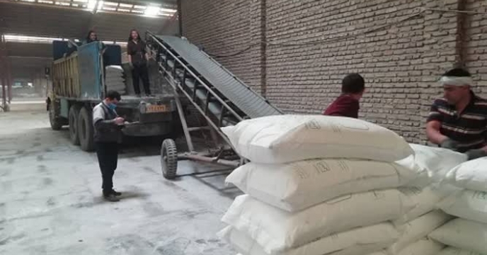 توزیع نهاده های حمایتی به مقدار ۳۸۰۰ تن برای کشاورزان شهرستان مراوه تپه