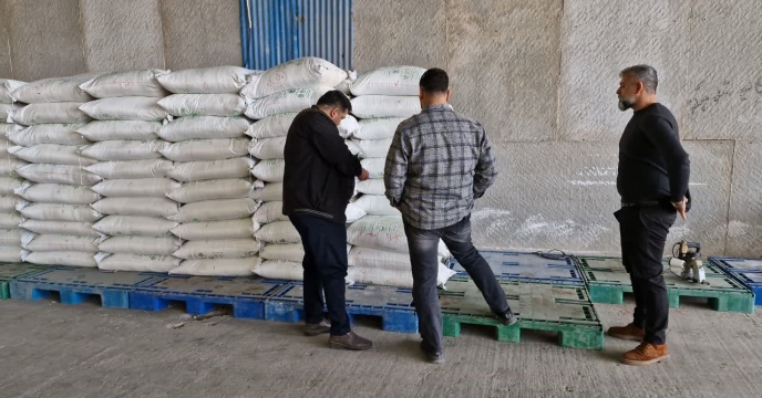 بازدید از کارگزاری کود شرکت توسعه دانه های روغنی گرگان با هدف نظارت بر توزیع و موجودی